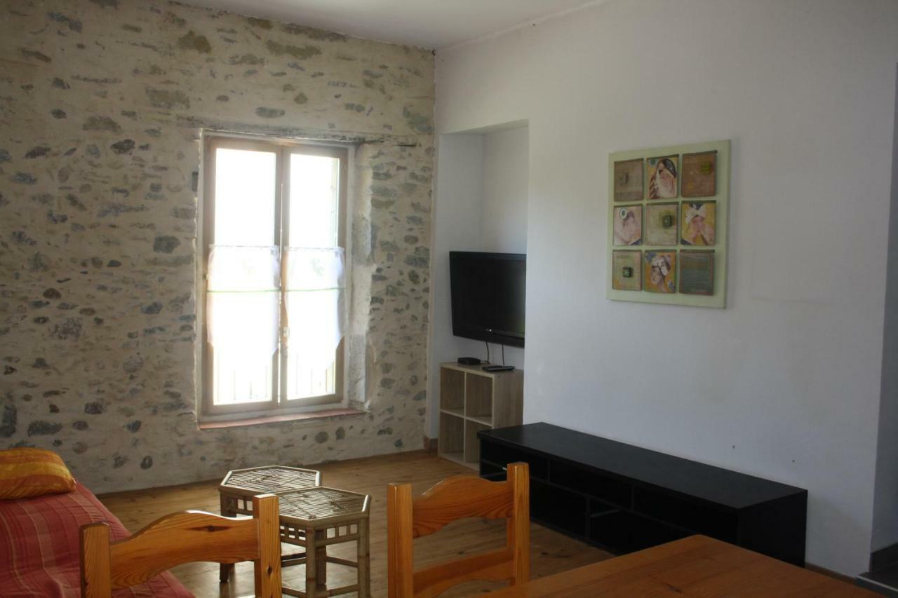 Les Cedres
